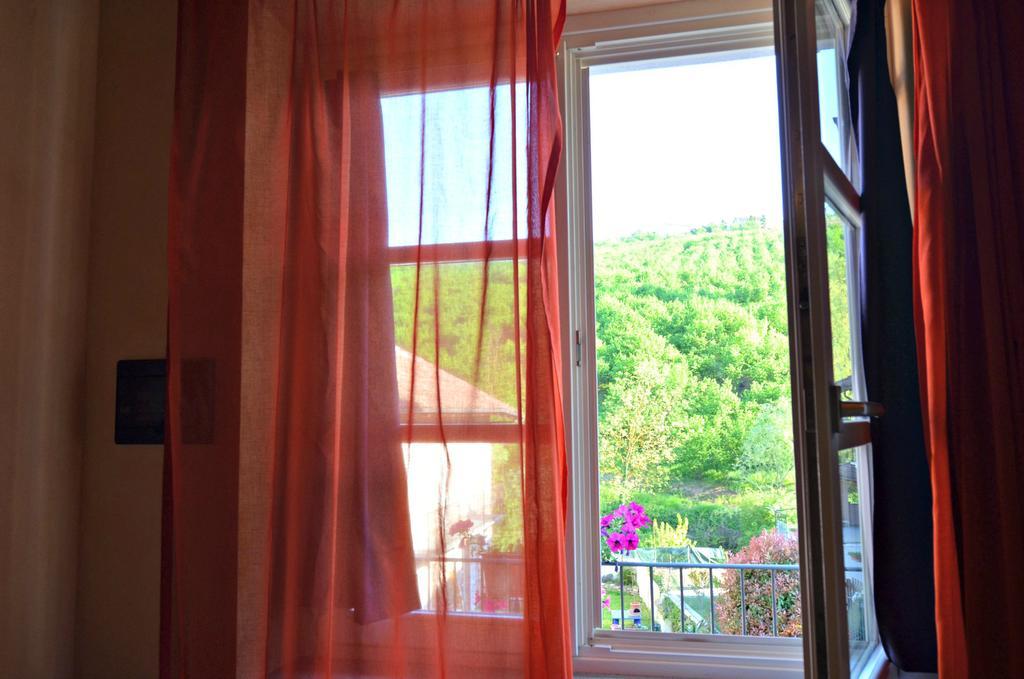 Diano dʼAlba Cascina Il Convivio旅馆 客房 照片